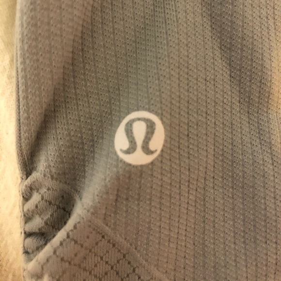 Lulu lemon leggings - Picture 4 of 4